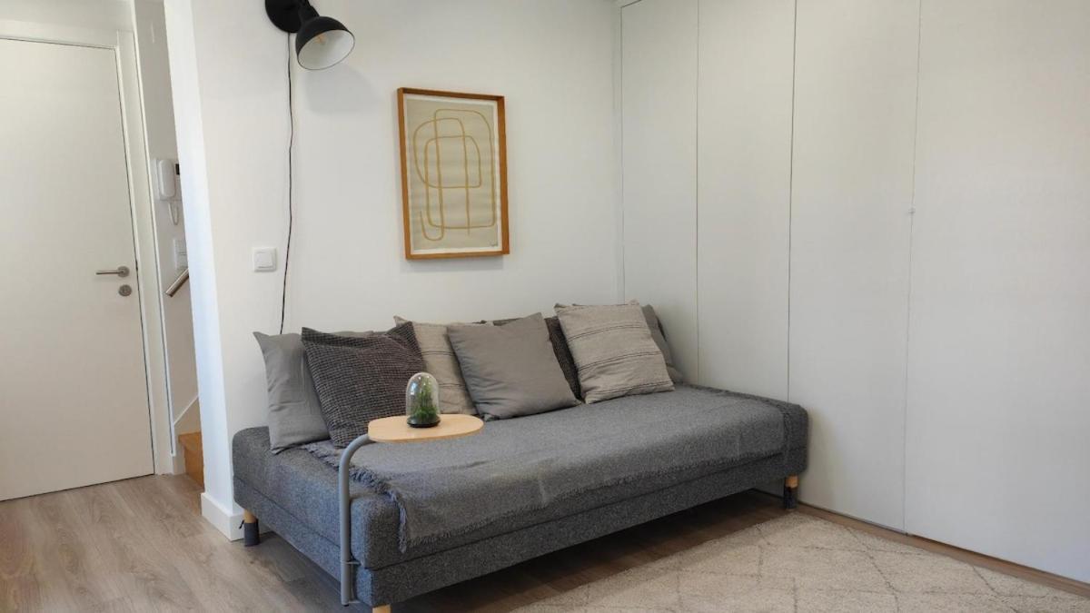 Chiado Modern Attic Duplex 2-bedroom * Lissabon